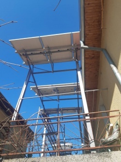 За нас